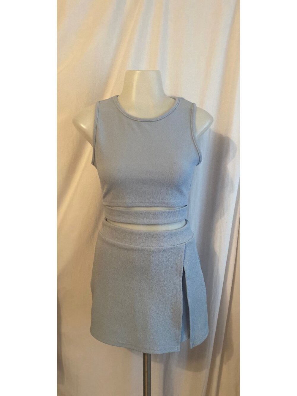 SHEIN Light Blue Cutout Crop Top & Shorts Two Piece Set XS
